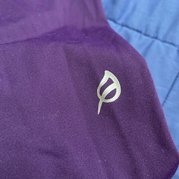 Purple Grape Ptula capri workout pants! - Picture 4 of 4
